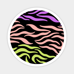 Violet Pink Yellow green Wavy pattern in Blck Magnet